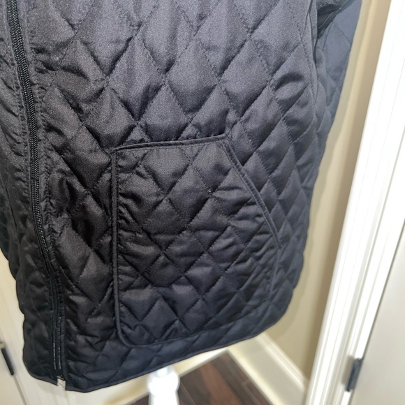 G.H. Bass & Co. Women’s Quilted Puffer Black Vest, Size Large, Zip Outerwear - Picture 2 of 12